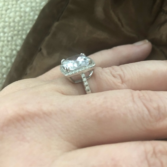 Platinum Vacation Ring- 3 ct cz - Picture 3 of 5